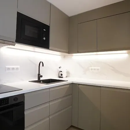 Le Bristol 4 Pieces Luxe Au Centre De Juan Les Pins Antibes