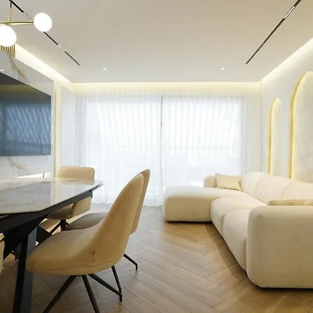 Daire Le Bristol 4 Pieces Luxe Au Centre De Juan Les Pins Antibes