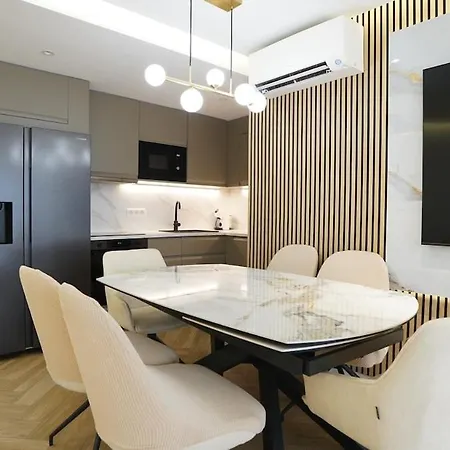 Appartement Le Bristol 4 Pièces Luxe Au Centre De Juan Les Pins Antibes