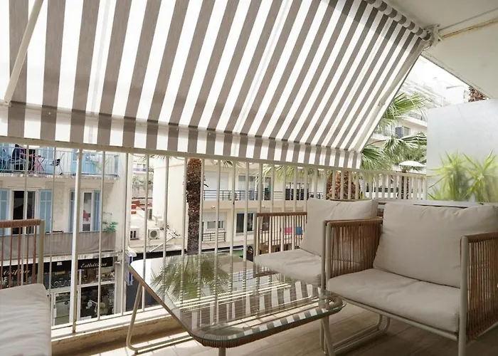 Daire Le Bristol 4 Pieces Luxe Au Centre De Juan Les Pins Antibes